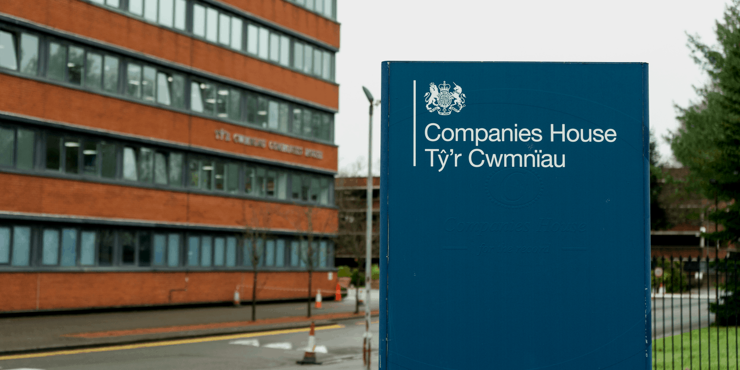 Ein Bild des Companies House-Gebäudes in Cardiff – wo Companies House-Dienstleistungen erbracht werden.